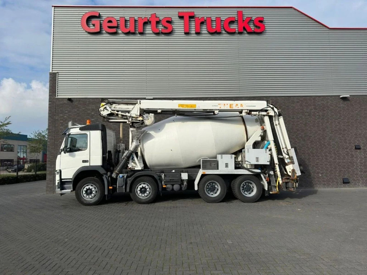 Volvo FM 410 8X4 + STETTER 9 M3 MIXER/MISCHER + THEAM - Truk pengaduk beton: gambar 1 Volvo FM 410 8X4 + STETTER 9 M3 MIXER/MISCHER + THEAM - Truk pengaduk beton: gambar 1