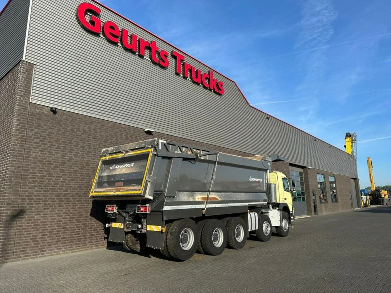 Volvo FMX 540 10X4 10X4 HEAVY DUTY MINING KH KIPPER/TI - Truk jungkit: gambar 5 Volvo FMX 540 10X4 10X4 HEAVY DUTY MINING KH KIPPER/TI - Truk jungkit: gambar 5
