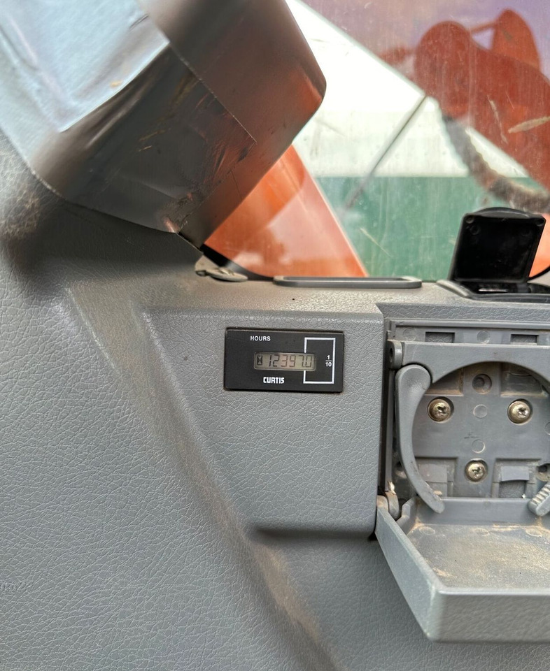 DOOSAN DX 225 LC - Ekskavator perayap: gambar 3 DOOSAN DX 225 LC - Ekskavator perayap: gambar 3