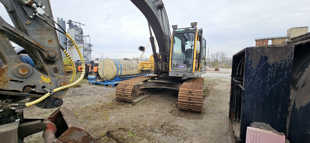 Volvo EC 210 BLC new engine - Ekskavator perayap: gambar 3 Volvo EC 210 BLC new engine - Ekskavator perayap: gambar 3