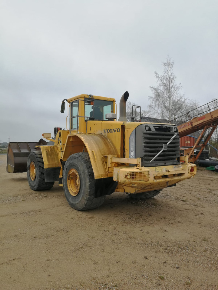 Volvo L150E - Wheel loader: gambar 2 Volvo L150E - Wheel loader: gambar 2