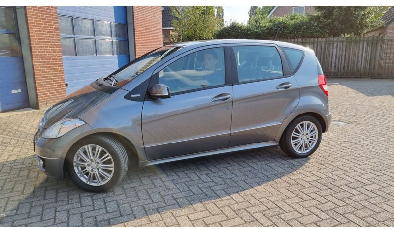 Mercedes-Benz A-Klasse A160 Automaat Elegance.airco.trekhaak. - Hatchback: gambar 3 Mercedes-Benz A-Klasse A160 Automaat Elegance.airco.trekhaak. - Hatchback: gambar 3