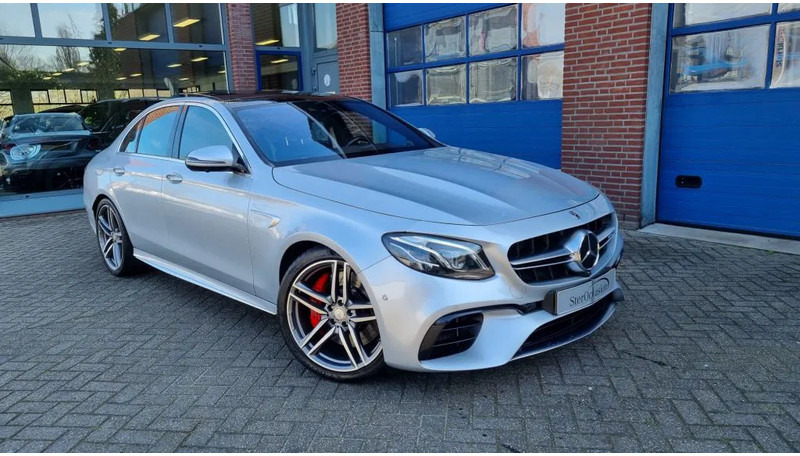 Mercedes-Benz E-Klasse 63 S, 4 Matic AMG..... Premium plus. - Mobil sedan: gambar 1 Mercedes-Benz E-Klasse 63 S, 4 Matic AMG..... Premium plus. - Mobil sedan: gambar 1