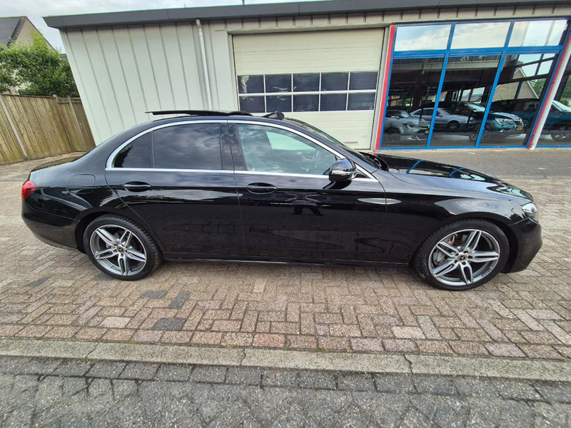 Mercedes-Benz E-Klasse E220 D Automatic AMG.plus Edition - Mobil sedan: gambar 5 Mercedes-Benz E-Klasse E220 D Automatic AMG.plus Edition - Mobil sedan: gambar 5