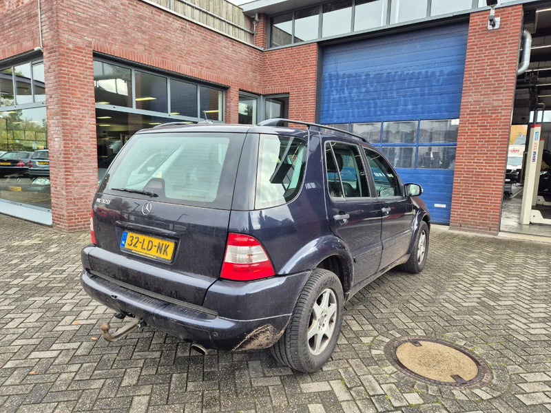 Mercedes-Benz M-Klasse ML 320 autom AMG - Mobil: gambar 4 Mercedes-Benz M-Klasse ML 320 autom AMG - Mobil: gambar 4