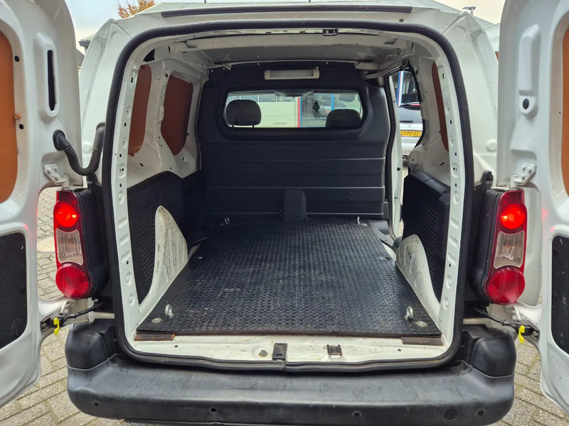 Van kecil Peugeot PARTNER 120 1.6HDI L1 XR Profit: gambar 9 Van kecil Peugeot PARTNER 120 1.6HDI L1 XR Profit: gambar 9