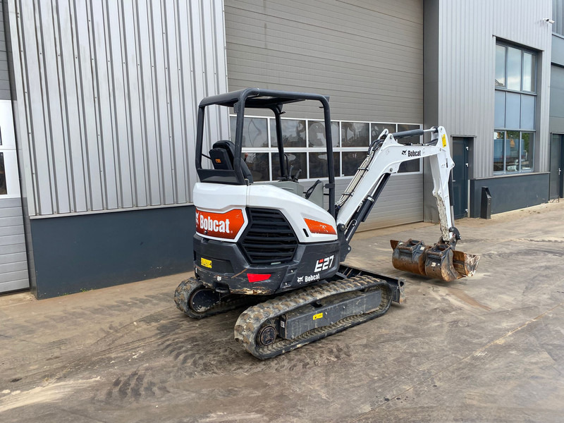 Bobcat E27 - Ekskavator perayap: gambar 5 Bobcat E27 - Ekskavator perayap: gambar 5