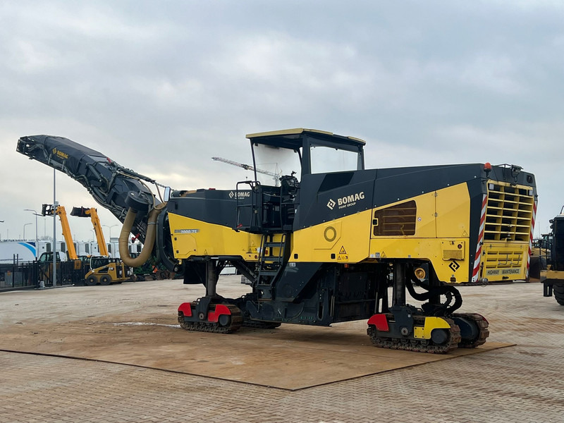 Bomag BM2000/75 Cold Planer - Mesin aspal: gambar 3 Bomag BM2000/75 Cold Planer - Mesin aspal: gambar 3
