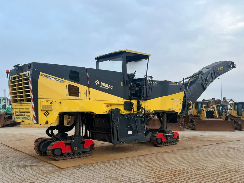 Bomag BM2000/75 Cold Planer - Mesin aspal: gambar 1 Bomag BM2000/75 Cold Planer - Mesin aspal: gambar 1