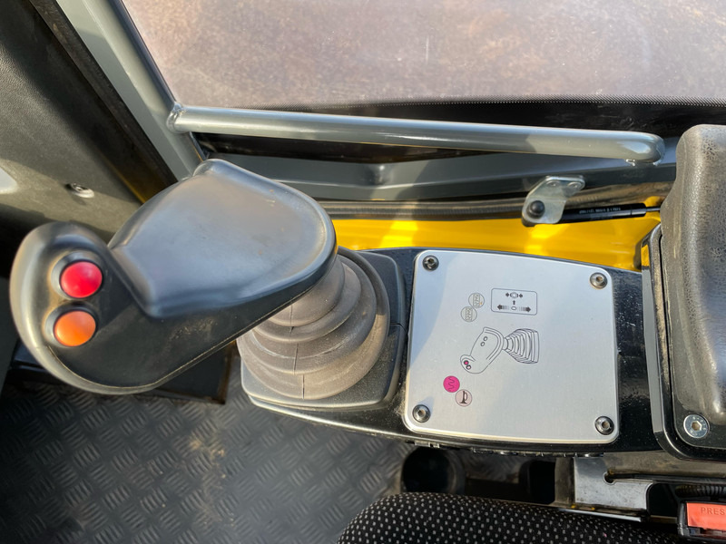 Roller Bomag BW177D-5 | EU Stage V: gambar 16