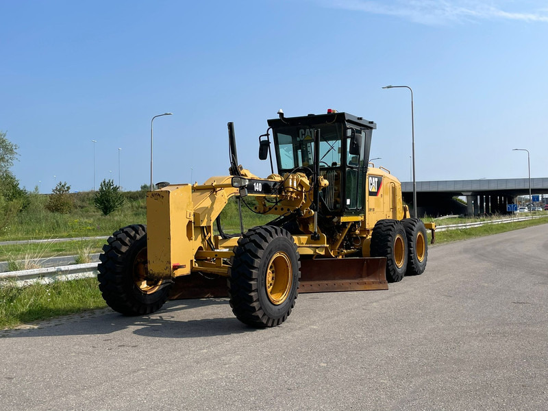 Caterpillar 140GC (140G/140H/140K) - Grader: gambar 2 Caterpillar 140GC (140G/140H/140K) - Grader: gambar 2