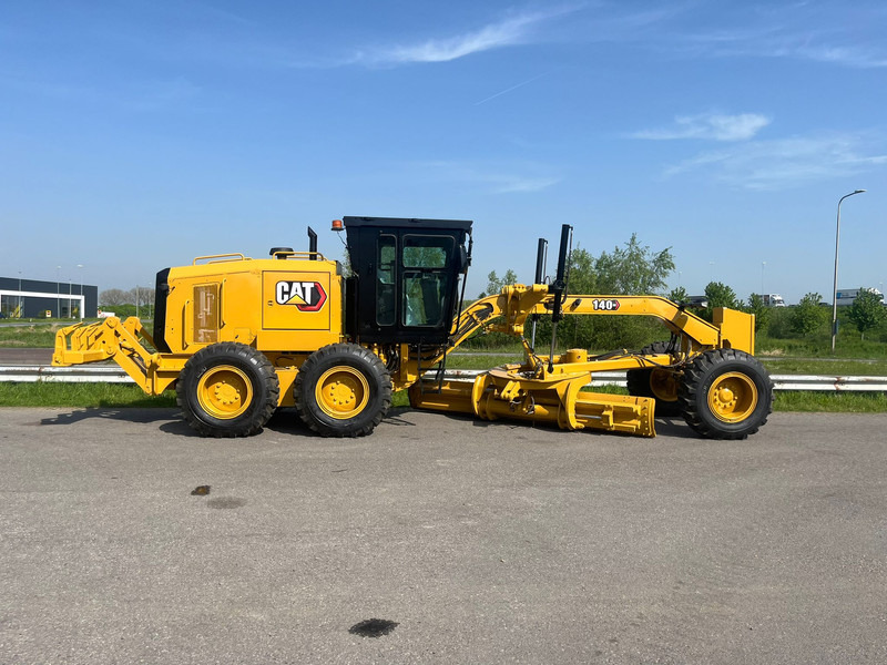 Caterpillar 140GC - Push block / Ripper / New Tires - Grader: gambar 5 Caterpillar 140GC - Push block / Ripper / New Tires - Grader: gambar 5