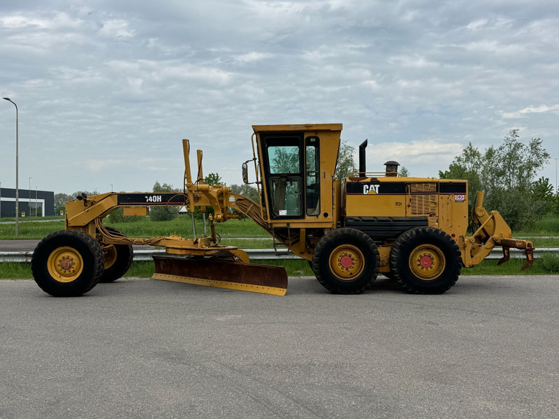 Caterpillar 140H - Grader: gambar 1 Caterpillar 140H - Grader: gambar 1