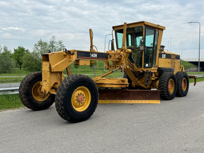 Caterpillar 140H - Grader: gambar 2 Caterpillar 140H - Grader: gambar 2