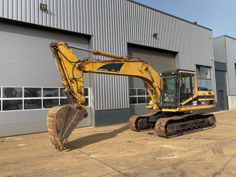 Caterpillar 320B - Ekskavator perayap: gambar 2 Caterpillar 320B - Ekskavator perayap: gambar 2