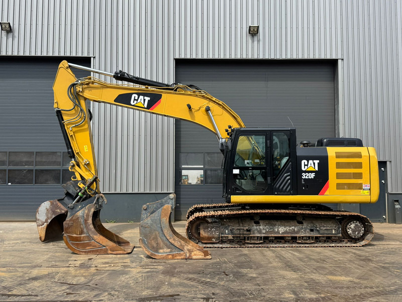 Caterpillar 320FL incl. 3 x Bucket - Ekskavator perayap: gambar 1 Caterpillar 320FL incl. 3 x Bucket - Ekskavator perayap: gambar 1