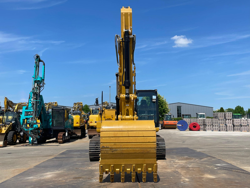 Caterpillar 323D3 - Ekskavator: gambar 3 Caterpillar 323D3 - Ekskavator: gambar 3