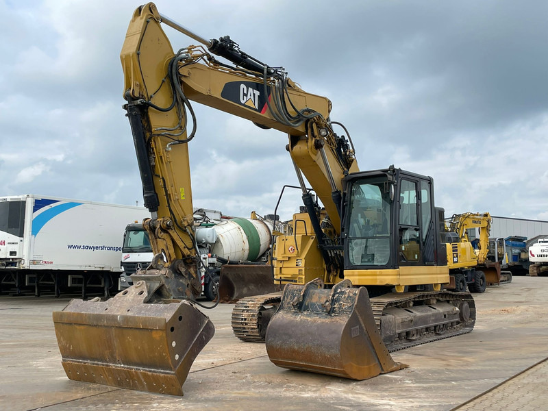 Caterpillar 325F LCR - Ekskavator perayap: gambar 2 Caterpillar 325F LCR - Ekskavator perayap: gambar 2