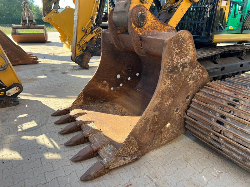 Caterpillar 352F - Ekskavator perayap: gambar 5 Caterpillar 352F - Ekskavator perayap: gambar 5