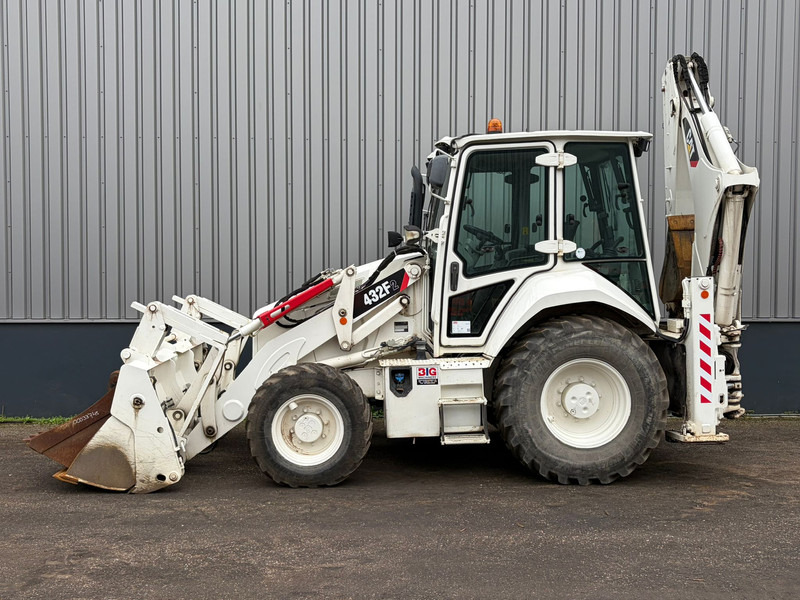 Caterpillar 432F2 - Backhoe loader: gambar 1 Caterpillar 432F2 - Backhoe loader: gambar 1