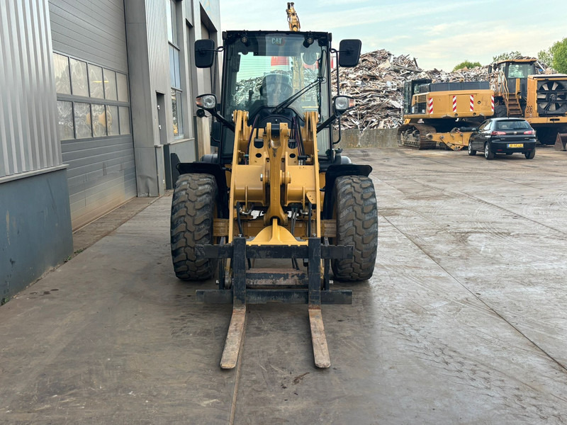 Caterpillar 908 - Wheel loader: gambar 5 Caterpillar 908 - Wheel loader: gambar 5