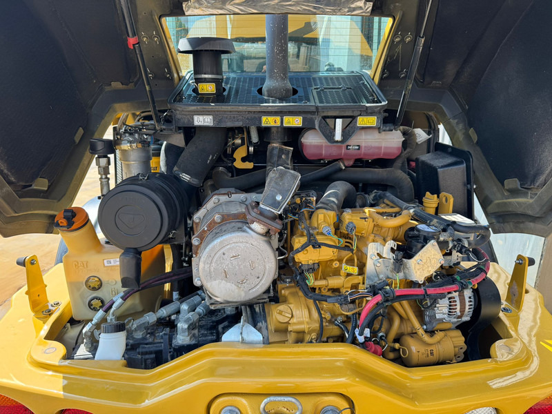 Wheel loader Caterpillar 908M: gambar 9 Wheel loader Caterpillar 908M: gambar 9