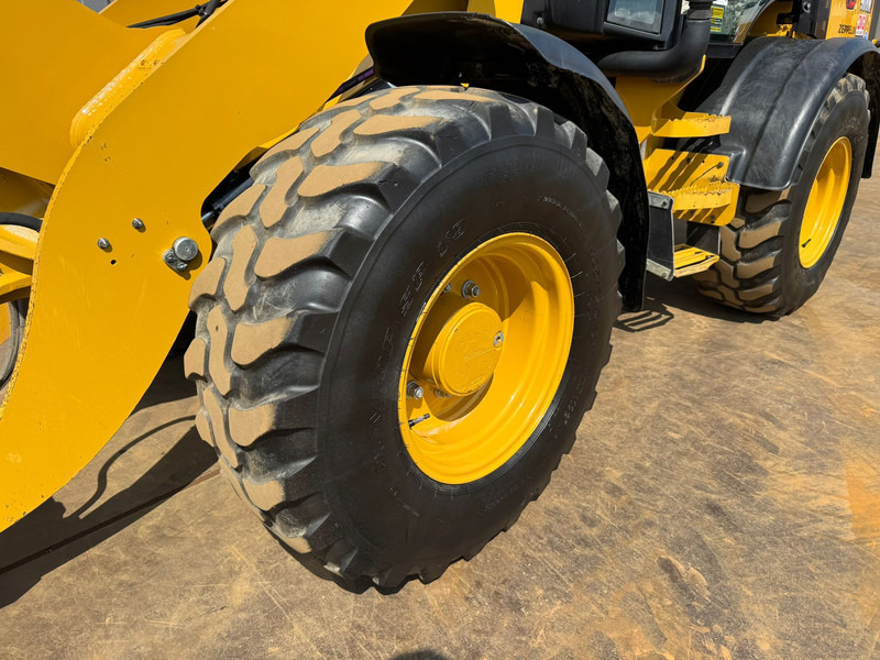 Wheel loader Caterpillar 908M: gambar 15 Wheel loader Caterpillar 908M: gambar 15