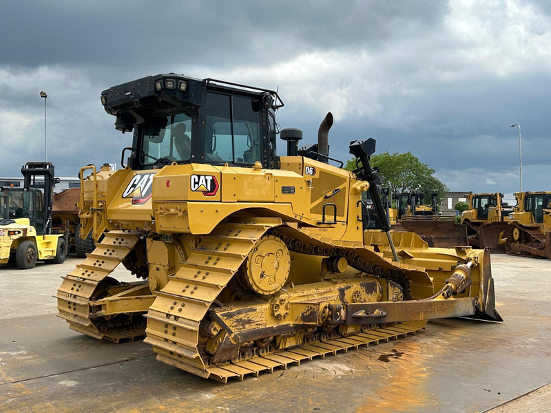 Caterpillar D6 LGP - Bulldozer: gambar 5 Caterpillar D6 LGP - Bulldozer: gambar 5