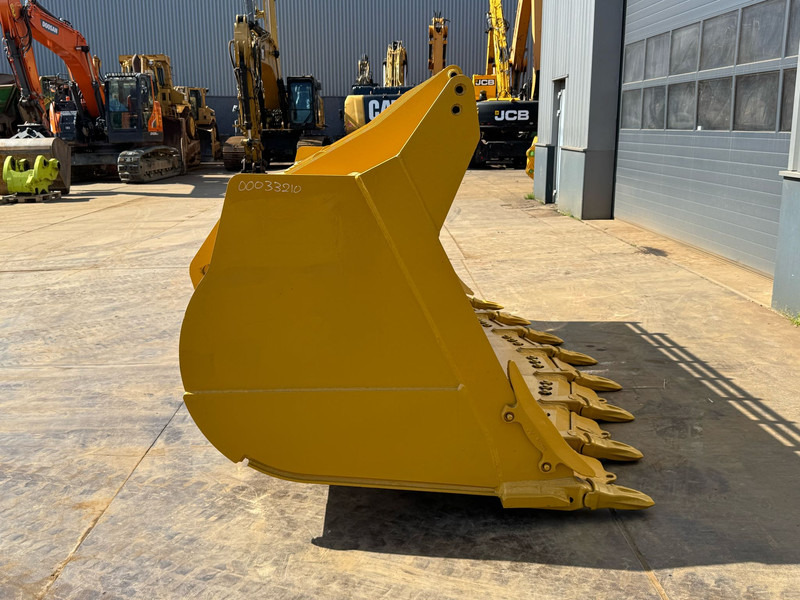 Caterpillar Loader Bucket PIN ON CAT 980, 6.0m3,134in - Ember: gambar 5 Caterpillar Loader Bucket PIN ON CAT 980, 6.0m3,134in - Ember: gambar 5