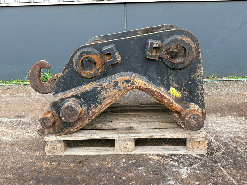 Caterpillar Quick Coupler CW70 for 374F - Skrup cepat: gambar 1 Caterpillar Quick Coupler CW70 for 374F - Skrup cepat: gambar 1