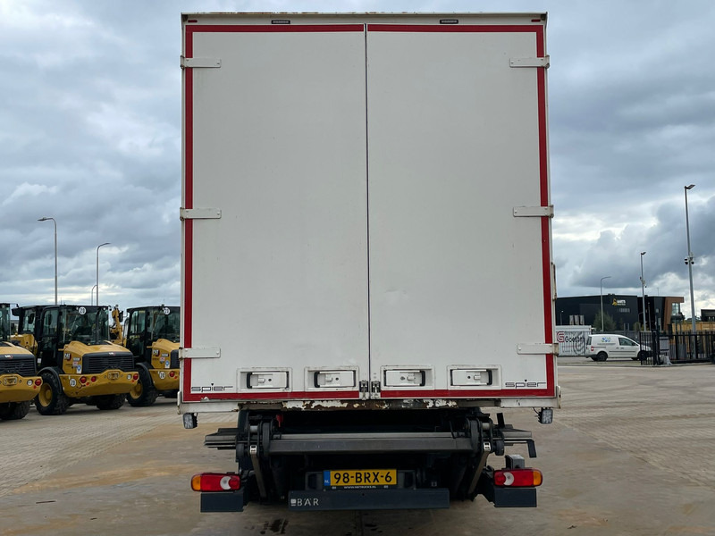 DAF LF 180 FA - Truk box: gambar 4 DAF LF 180 FA - Truk box: gambar 4