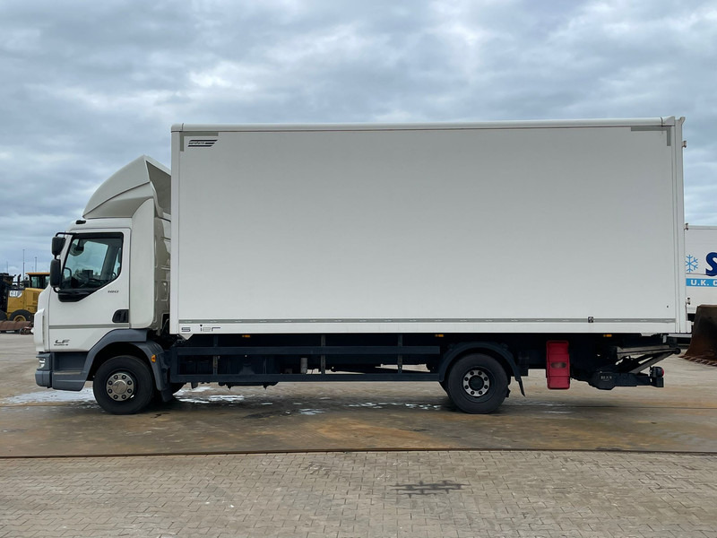 DAF LF 180 FA - Truk box: gambar 2 DAF LF 180 FA - Truk box: gambar 2