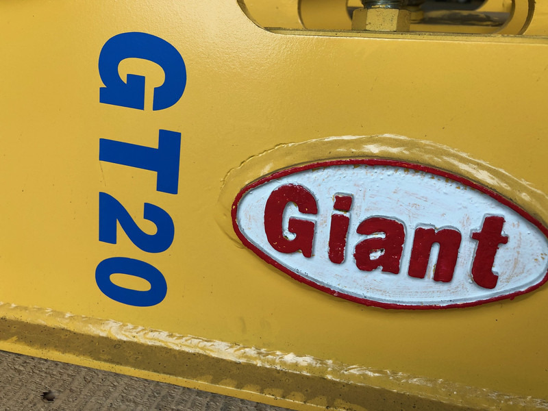 Diversen Giant GT20 190 kg breaker - Palu hidrolik: gambar 4 Diversen Giant GT20 190 kg breaker - Palu hidrolik: gambar 4