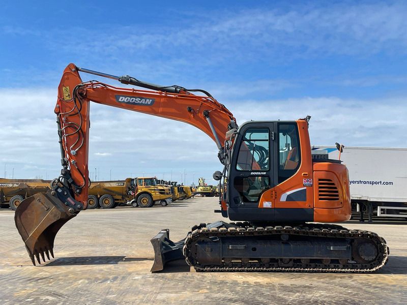 Doosan DX140LCR-5 - Ekskavator perayap: gambar 1 Doosan DX140LCR-5 - Ekskavator perayap: gambar 1