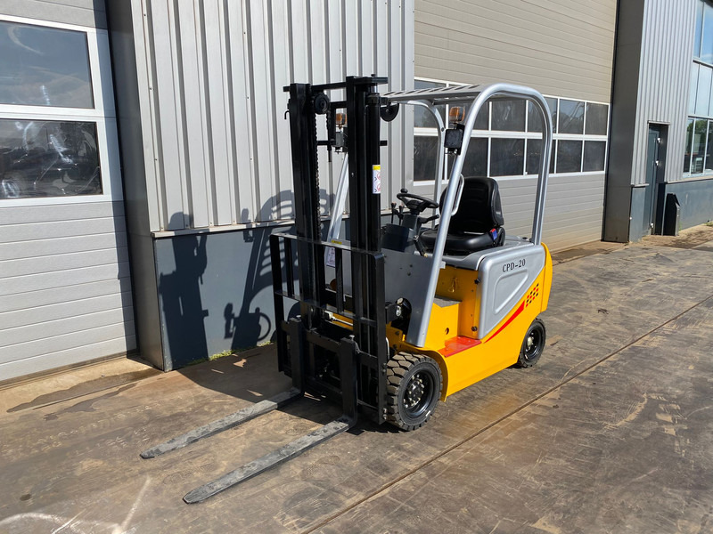 EASY LIFT CPD 20 - Forklift: gambar 2 EASY LIFT CPD 20 - Forklift: gambar 2