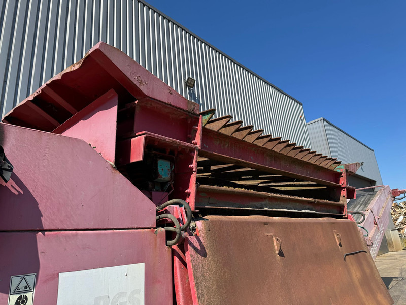 Extec Robotrac 7000 - Screener: gambar 4 Extec Robotrac 7000 - Screener: gambar 4