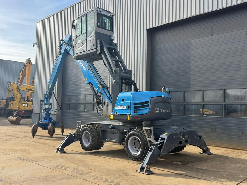 Fuchs MHL 250 - Mesin pengisi: gambar 3 Fuchs MHL 250 - Mesin pengisi: gambar 3