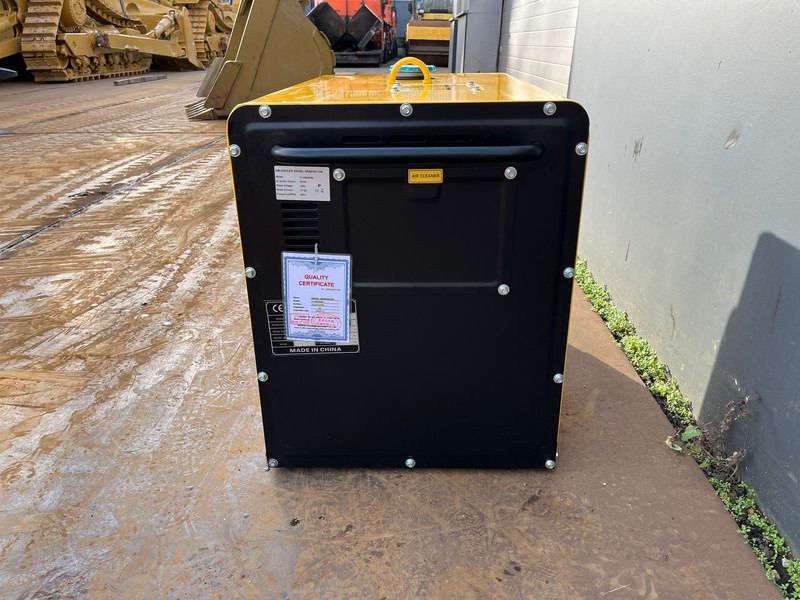 Giga power PLD8500SE 8 kVA silent generator - Genset: gambar 4 Giga power PLD8500SE 8 kVA silent generator - Genset: gambar 4
