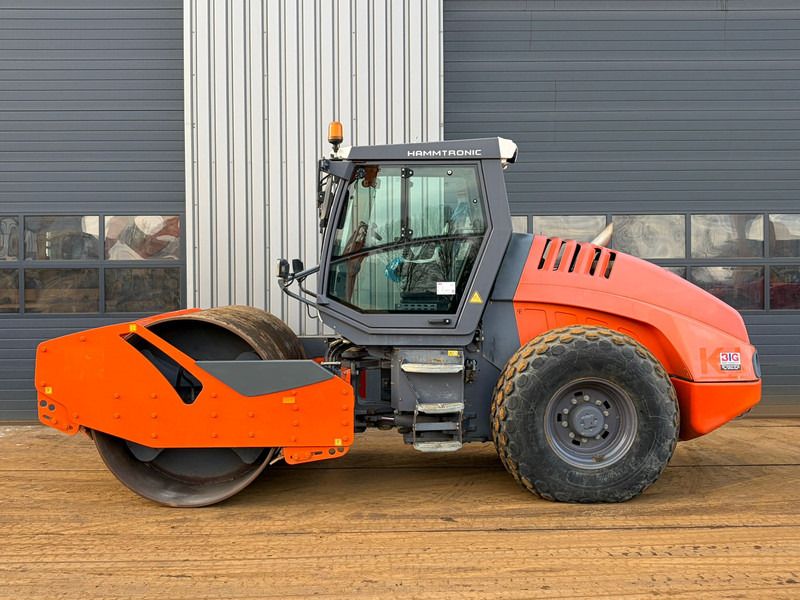 Hamm H13i - Roller: gambar 1 Hamm H13i - Roller: gambar 1