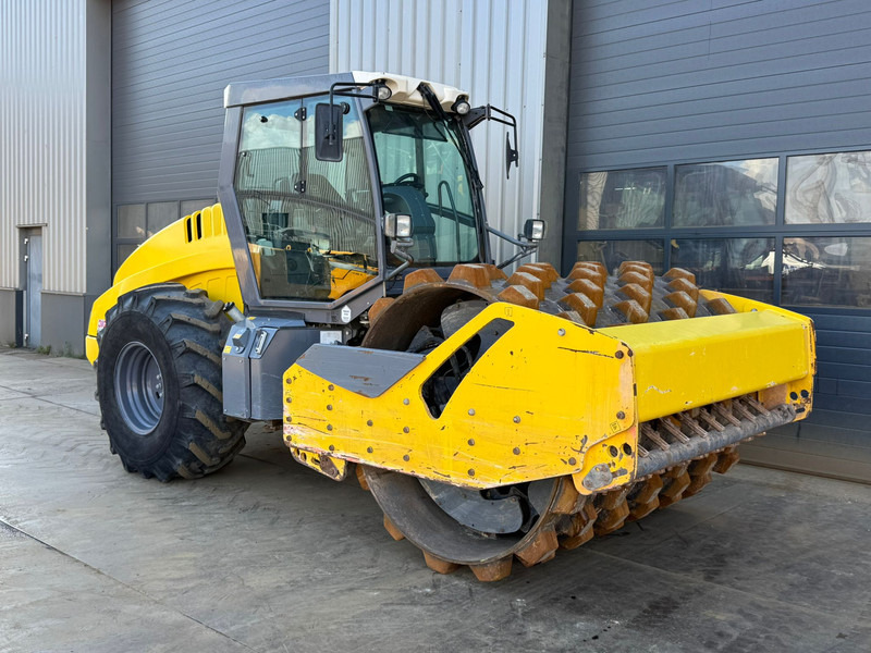 Hamm H13iP Padfoot Compactor - Roller: gambar 5 Hamm H13iP Padfoot Compactor - Roller: gambar 5