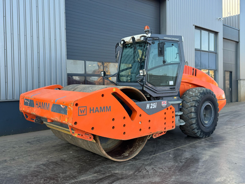 Hamm H25i - Roller: gambar 2 Hamm H25i - Roller: gambar 2