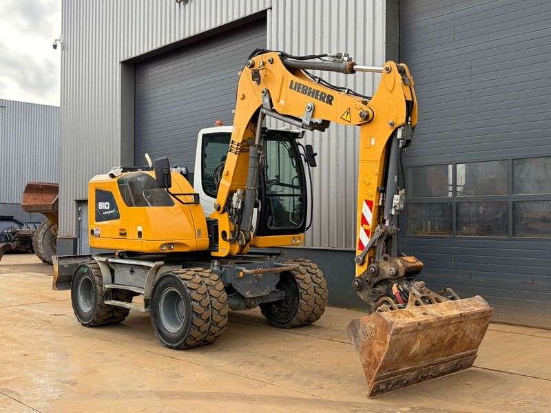 Ekskavator roda Liebherr 910: gambar 10