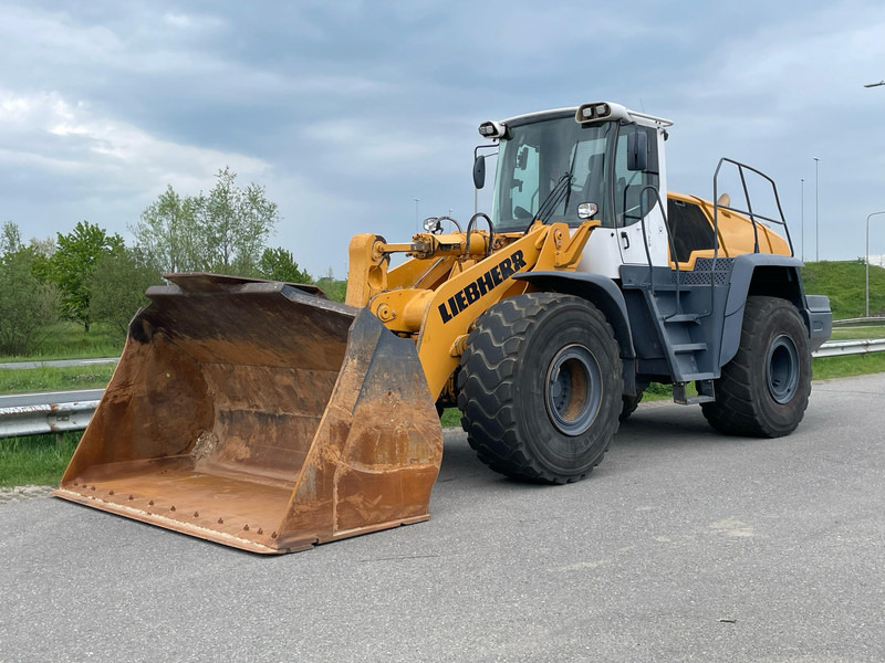 Liebherr L580 - Wheel loader: gambar 2 Liebherr L580 - Wheel loader: gambar 2