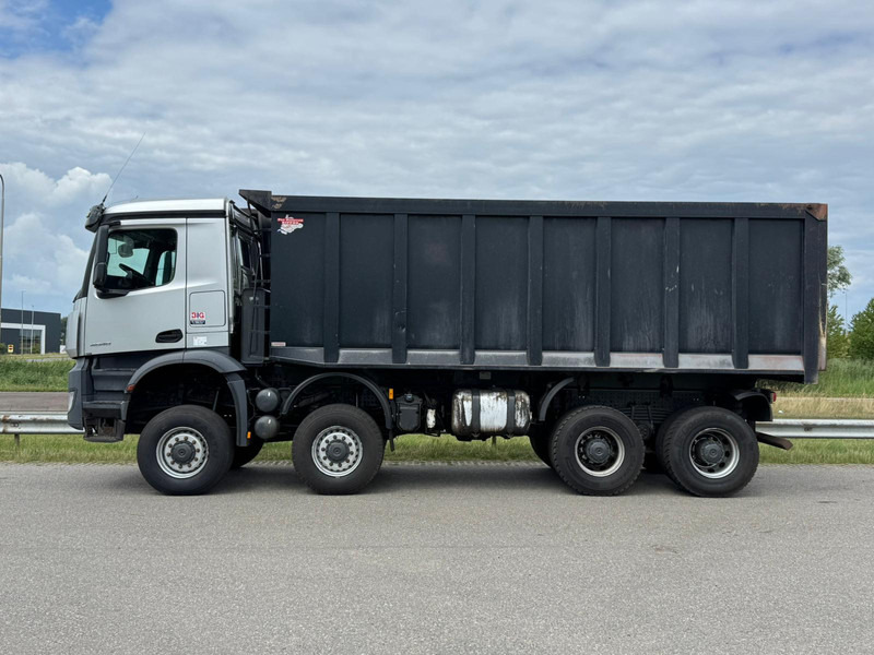 MERCEDESBENZ Arocs 4848 8x8 tipper - Truk jungkit: gambar 2 MERCEDESBENZ Arocs 4848 8x8 tipper - Truk jungkit: gambar 2
