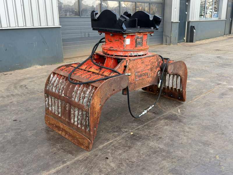 NPK D-2000 - Grapple: gambar 3 NPK D-2000 - Grapple: gambar 3
