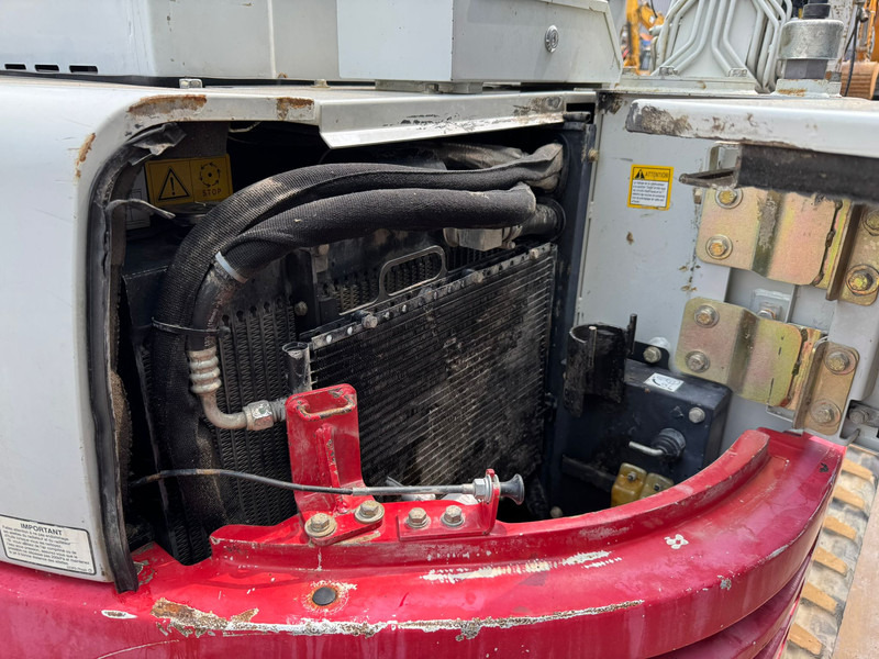 Ekskavator perayap Takeuchi TB153FR: gambar 20