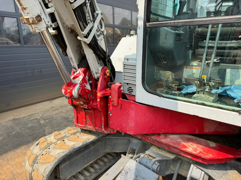 Ekskavator perayap Takeuchi TB153FR: gambar 12
