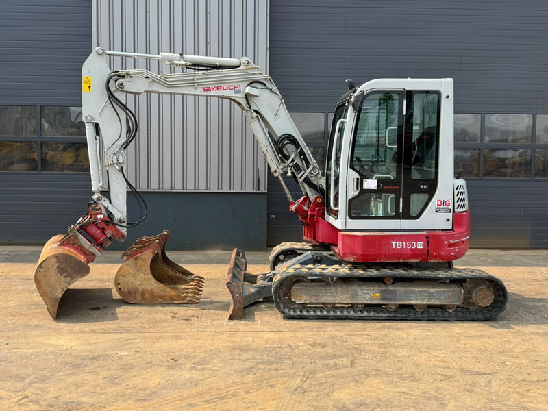 Ekskavator perayap Takeuchi TB153FR: gambar 11