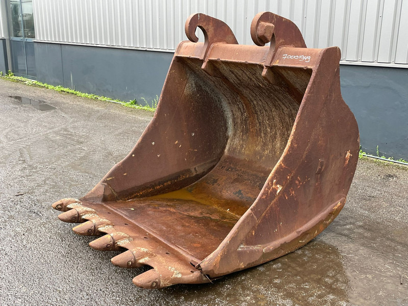 Verachtert Bucket with teeth - Ember: gambar 1 Verachtert Bucket with teeth - Ember: gambar 1