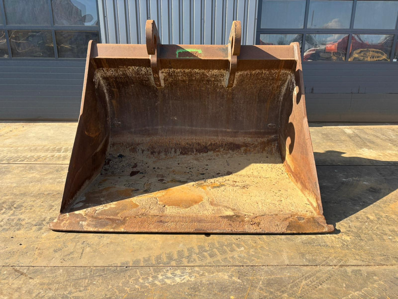 Verachtert GP bucket CW70 for 374F - Ember: gambar 2 Verachtert GP bucket CW70 for 374F - Ember: gambar 2